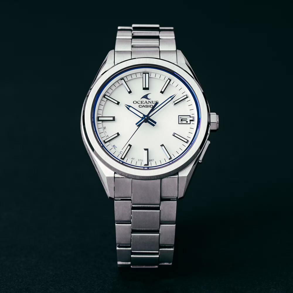 【極美品】カシオ　オシアナス　OCW-T200S-7AJF 希少　箱説保 カシオ オシアナス OCW-T200S-7AJF スマートフォンリンク タフ