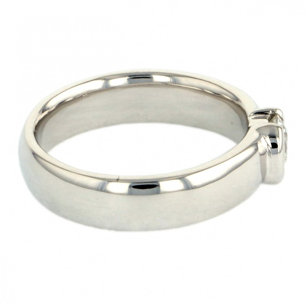 プラチナ900 ダイヤモンド リング J136274 | ユキザキセレクトジュエリー