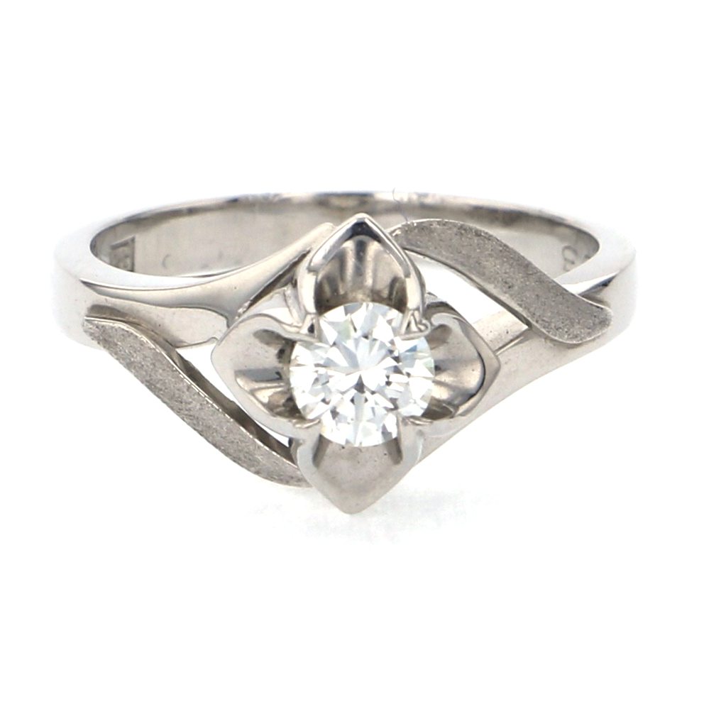 プラチナ900 ダイヤモンド リング J217534 | ユキザキセレクトジュエリー