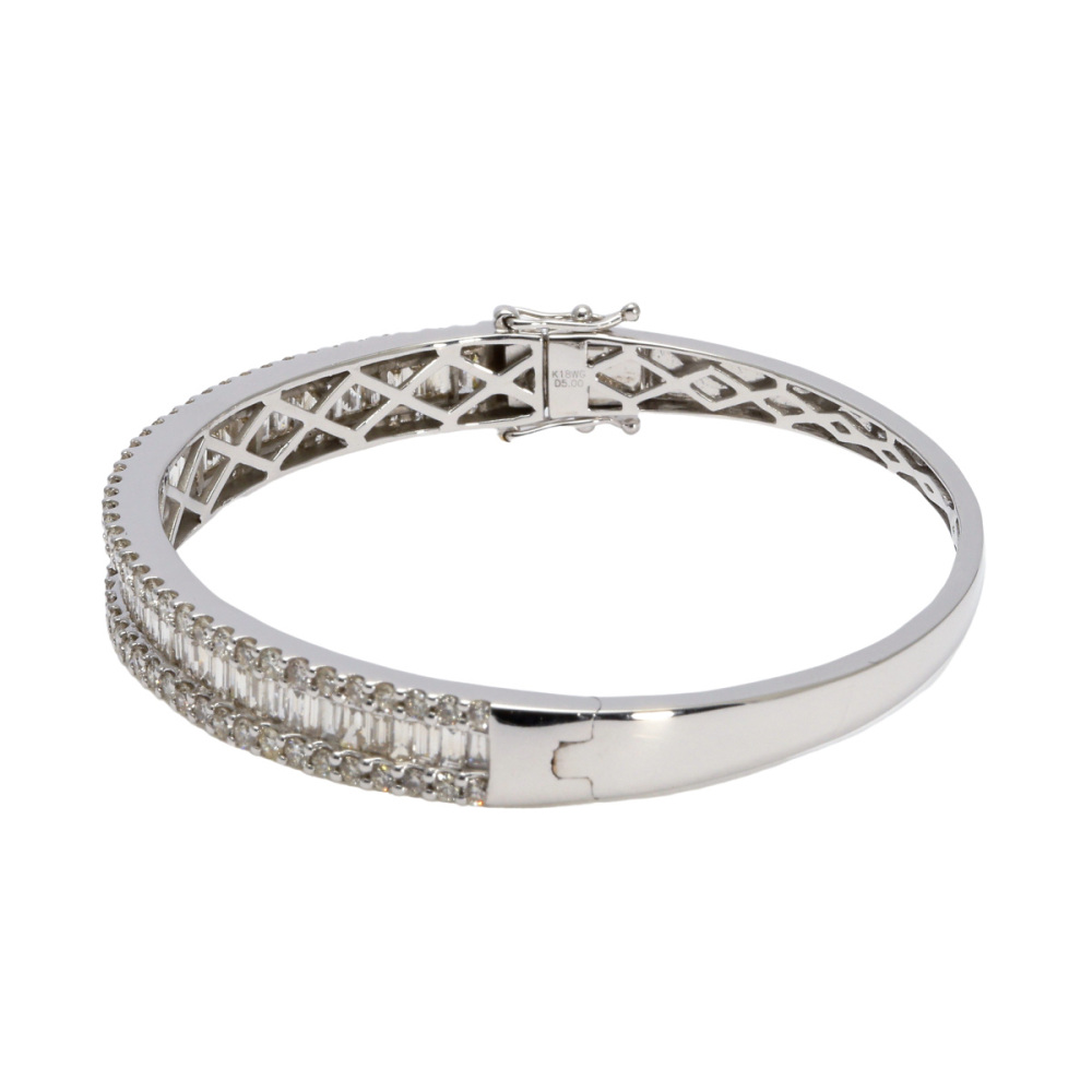 K18ホワイトゴールド ダイヤモンド バングル J257186 | ユキザキ
