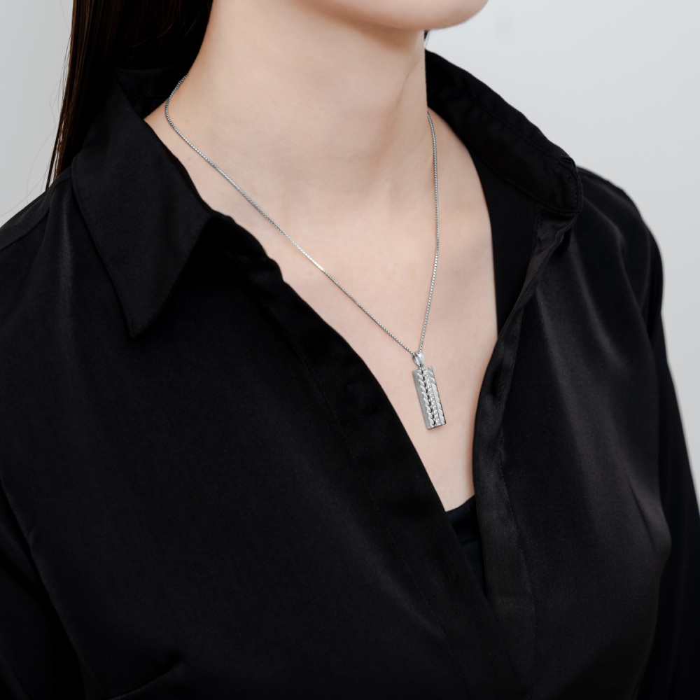 ヘヨン ホワイト カルセドニー ペンダント トップ C-200481 | kiri