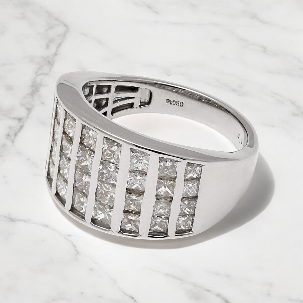 Platinum 950 Diamond Ring J310322 | Yukizaki Select Jewelry