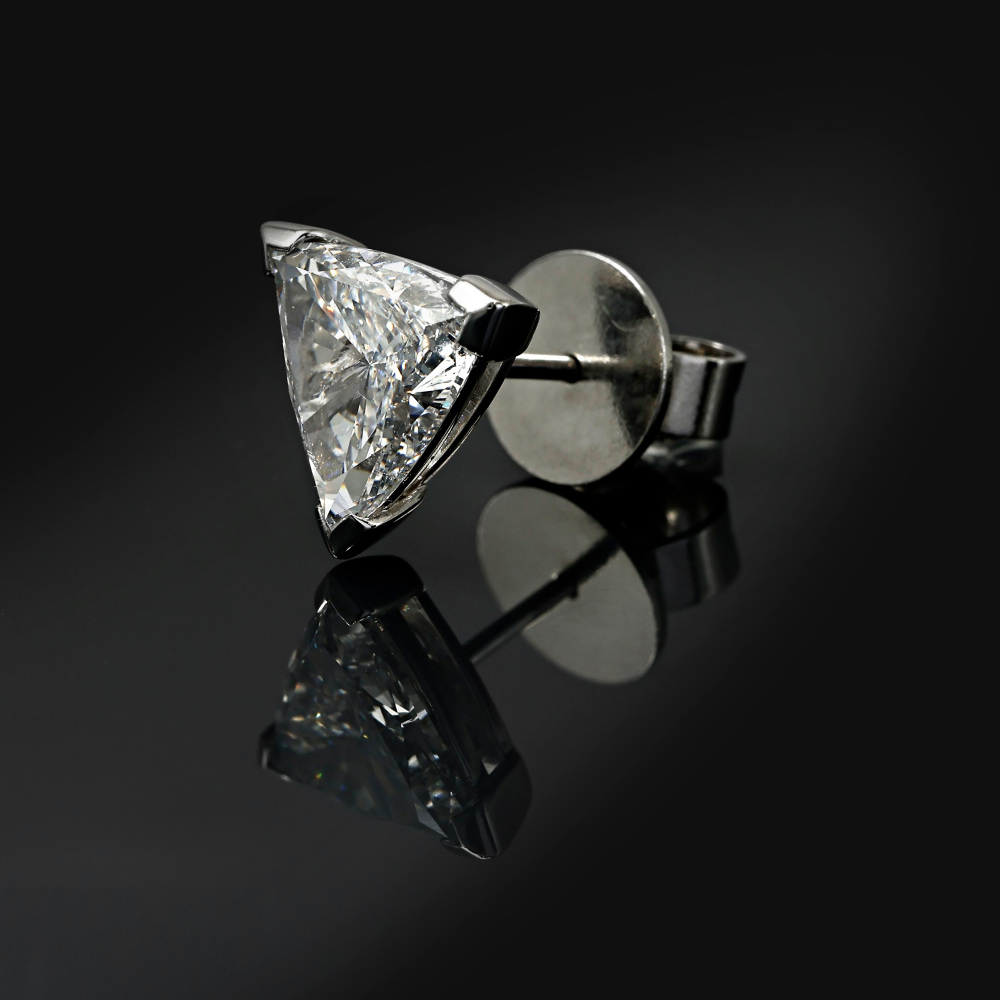 プラチナ900 ダイヤモンド ピアス J380605 | ユキザキセレクトジュエリー