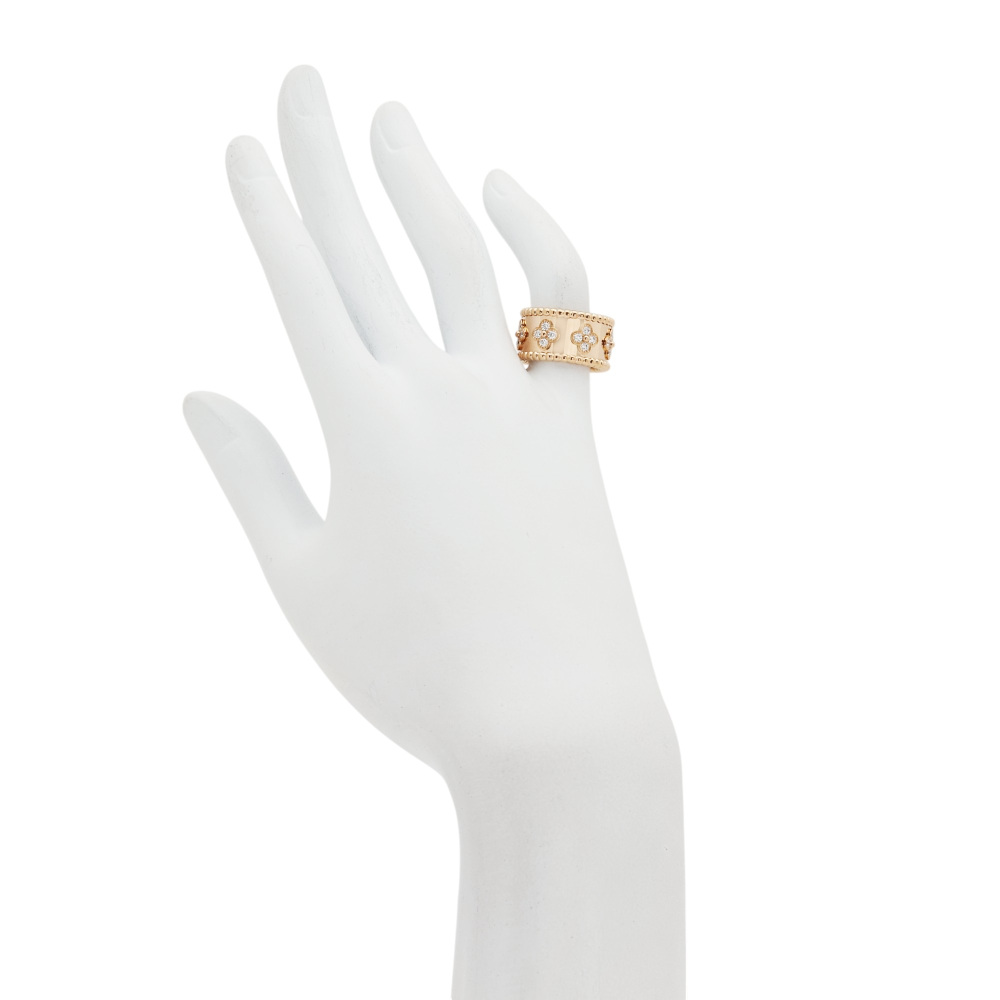 中古] ヴァンクリーフ&アーペル ペルレ ミディアムモデル VCARO9NB00