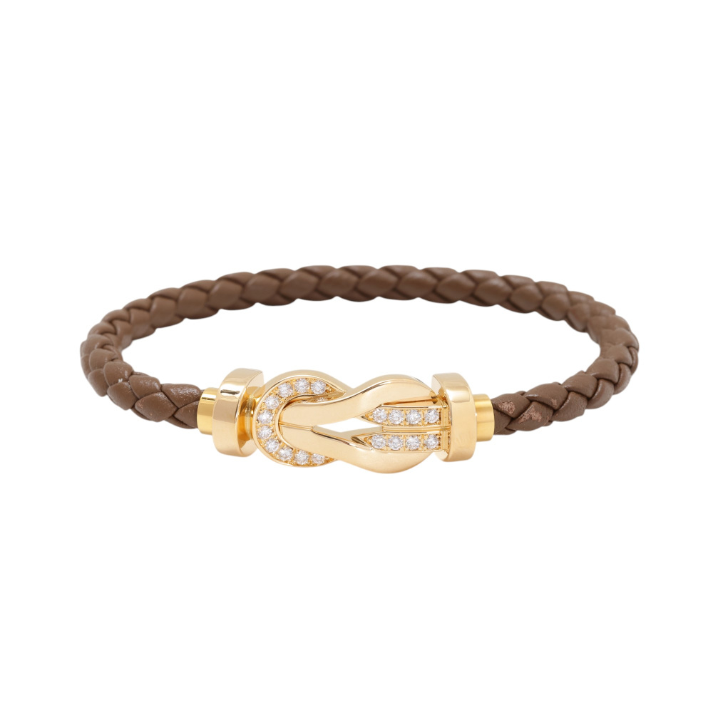 yukiさま　専用ページ　ダッフィとブレスレット Butterfy Bracelet｜STUGAZI｜ブレスレット