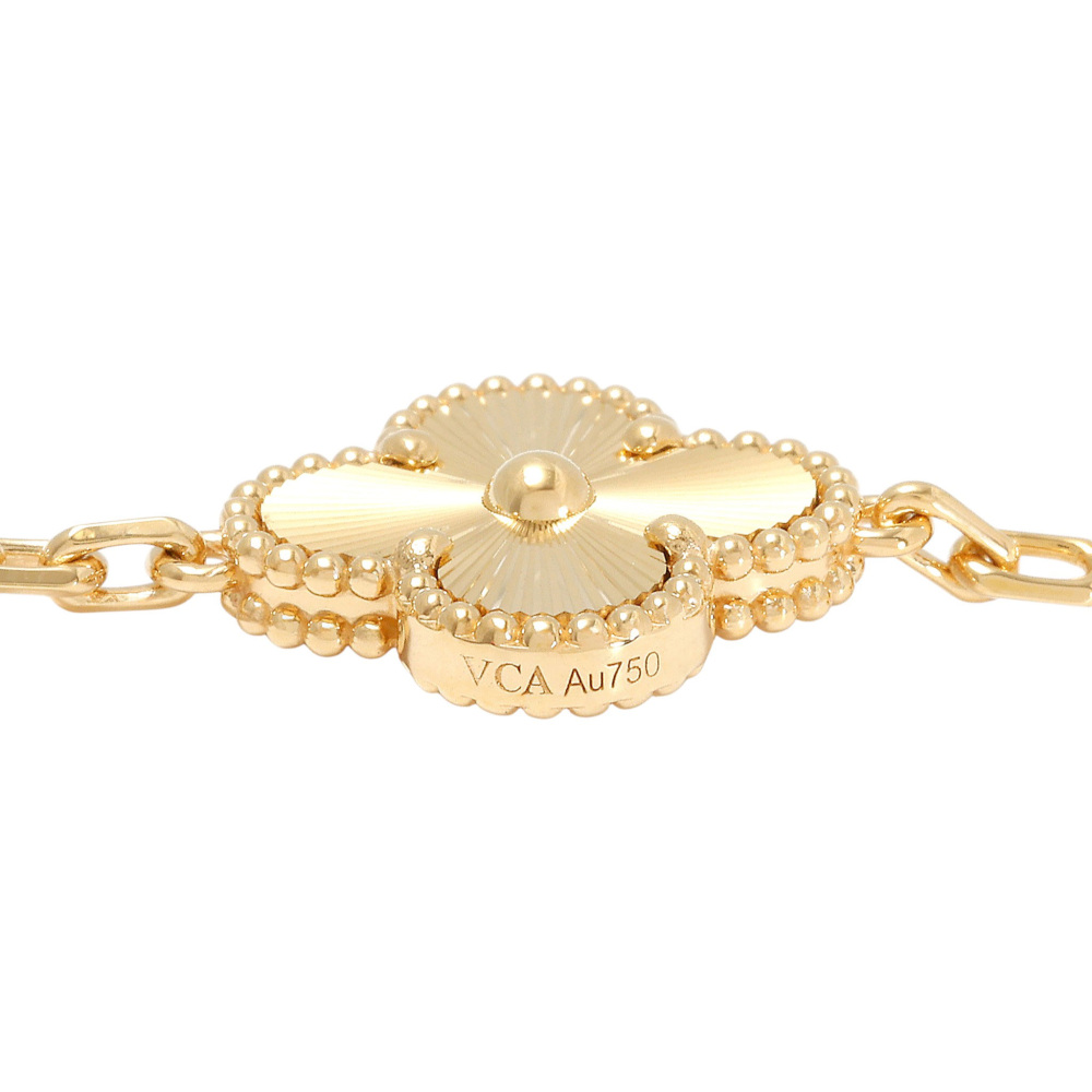 ジュエリー ヴァン クリーフ＆アーペル “アルハンブラ”から新作が登場。「形を