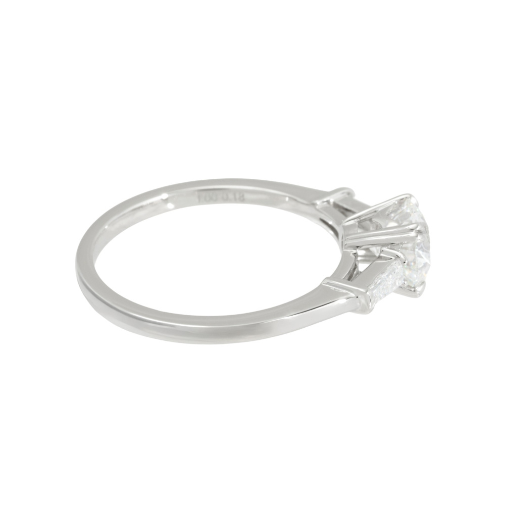 プラチナ950 ダイヤモンド リング J425292 | ユキザキセレクトジュエリー