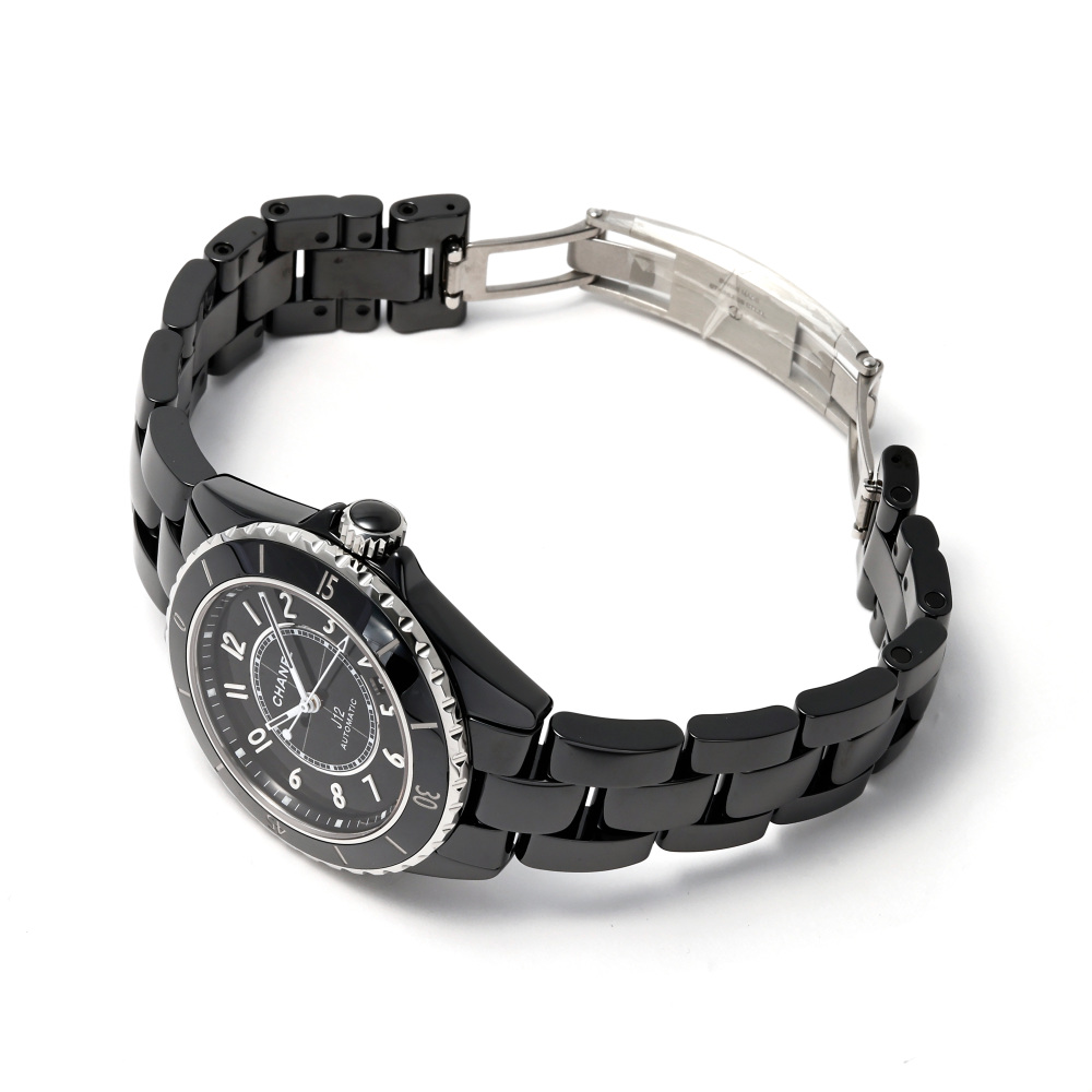 新品] シャネル J12 H5697ブラック セラミック デイト表示