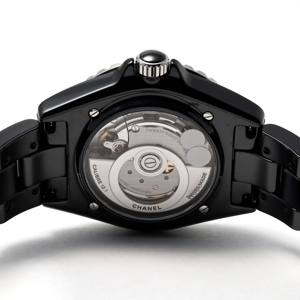 新品] シャネル J12 H5697ブラック セラミック デイト表示