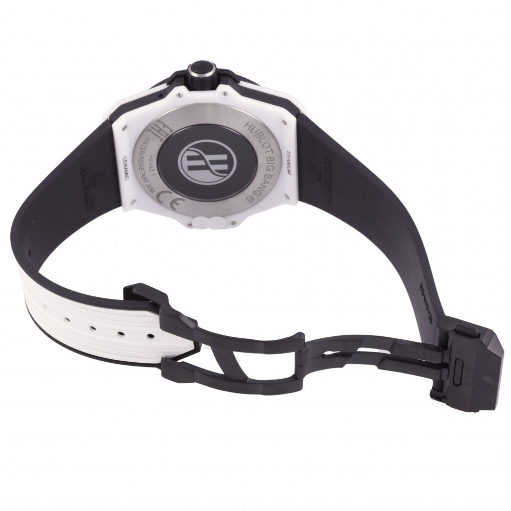 未使用] ウブロ ビッグバンe E ホワイトセラミック 440HX1100RX