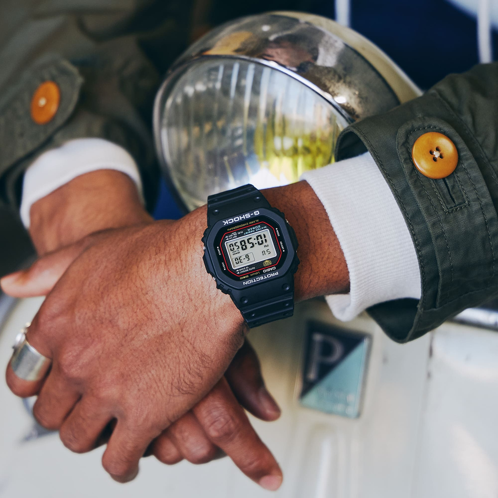 新品] カシオ Gショック DW5000R1AJFブラック ステンレス デイデイト