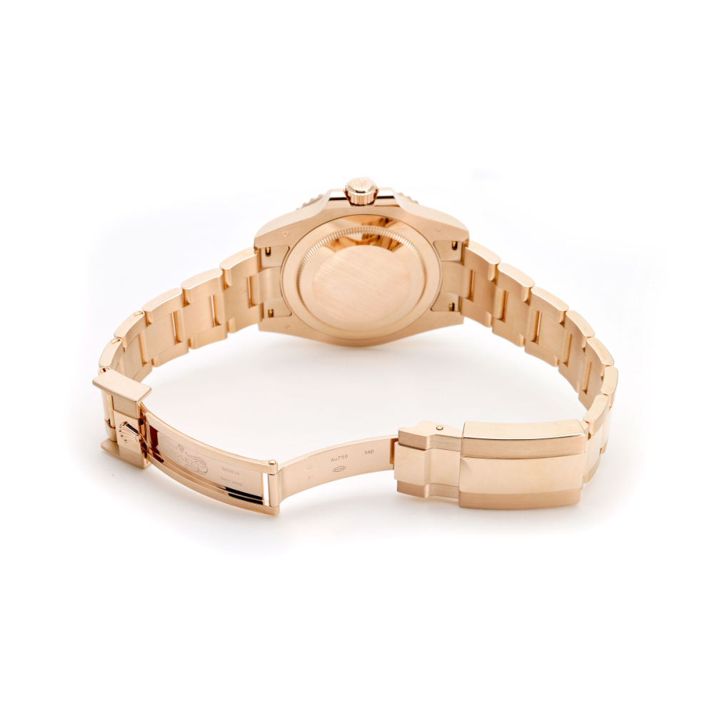 ロレックス GMTマスターII 126715CHNR.BKDTOブラック/ドット