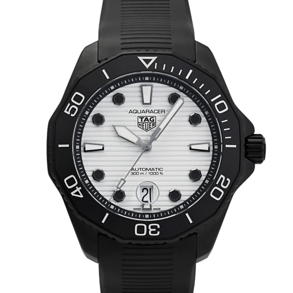 tagheuer aquaracer タグ・ホイヤー アクアレーサー プロフェッショナル300 ナイトダイバー wbp201d.ft6197