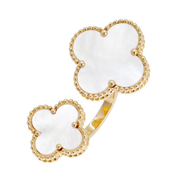 ブックレット　バンクリーフアーペル Van Cleef & Arpels（本）のフリマアイテム一覧