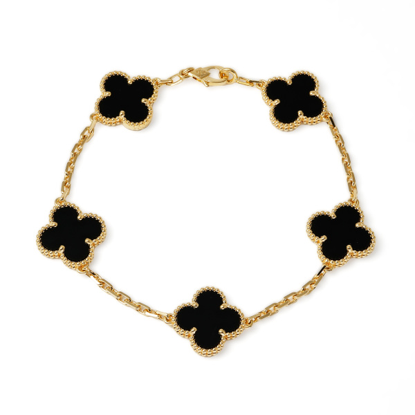 vancleefarpels vintage al hambra Van Cleef & Arpels Vintage alhambra 5 motifs vcara41300