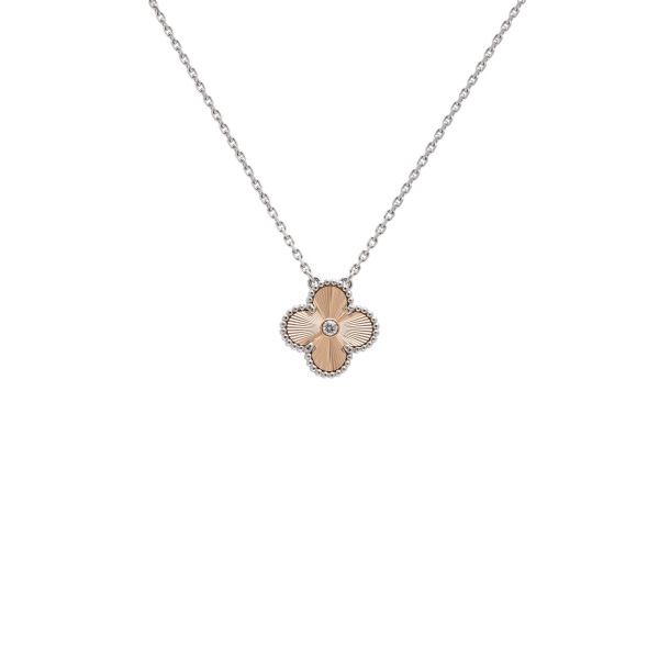 エルメス ルイヴィトン ヴァンクリーフ&アーペル ブランド 箱 セット ヴァンクリーフ&アーペル(Van Cleef & Arpels) 高級ジュエリーの