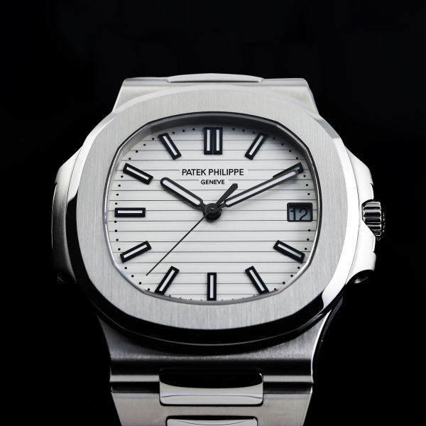 patekphilippe nautilus パテック・フィリップ ノーチラス  5711/1a-011