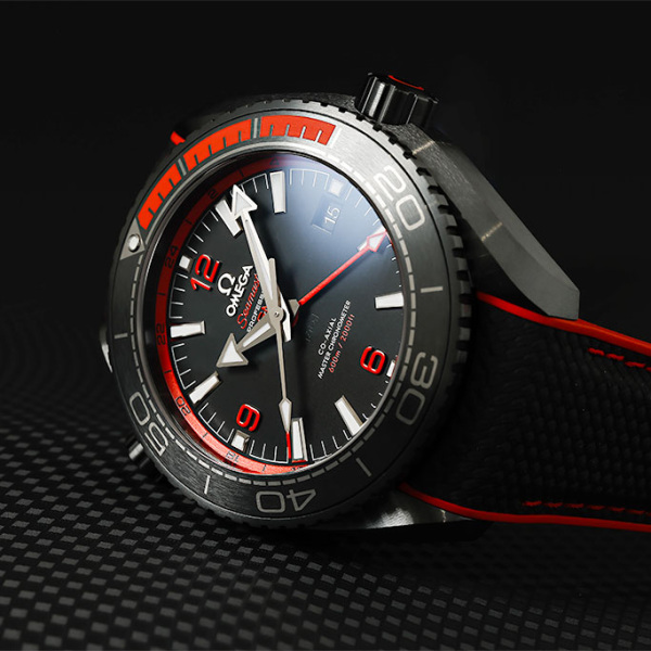 omega seamaster オメガ シーマスター プラネットオーシャン 600M ディープブラック GMT 45.5 MM 215.92.46.22.01.003