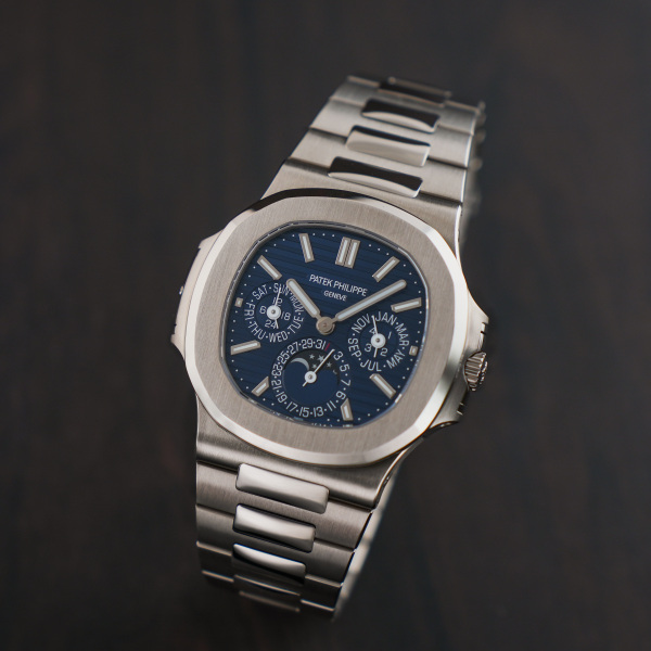 patekphilippe nautilus パテック・フィリップ ノーチラス パーペチュアルカレンダー 5740/1g-001