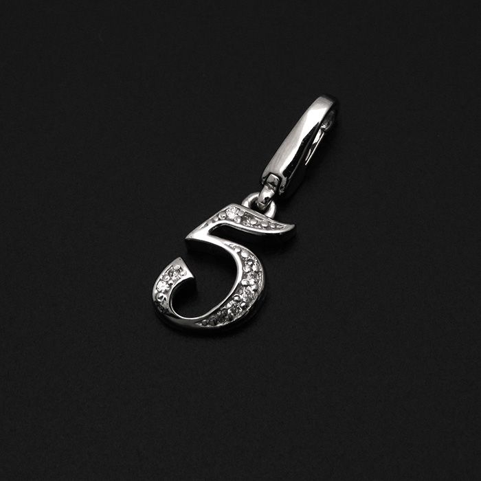 【美品！】定価¥59,400／ゆきざき ノンブルプティ K18ナンバーチャーム 楽天市場】ユキザキ ノンブルプティ ナンバーチャーム【0】【正規品