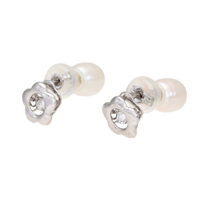 K18ホワイトゴールド ダイヤモンド ピアス J238408 | ユキザキセレクト