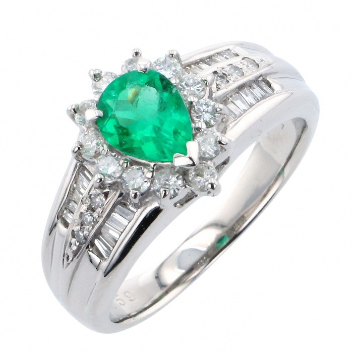 PT900 エメラルドとダイヤモンドプラチナリング プラチナ900 エメラルド ダイヤモンド リング J276941 | ユキザキ